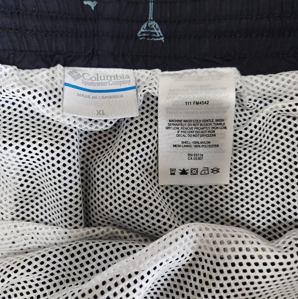 Columbia Sportswear PFG swim trunks size XL
